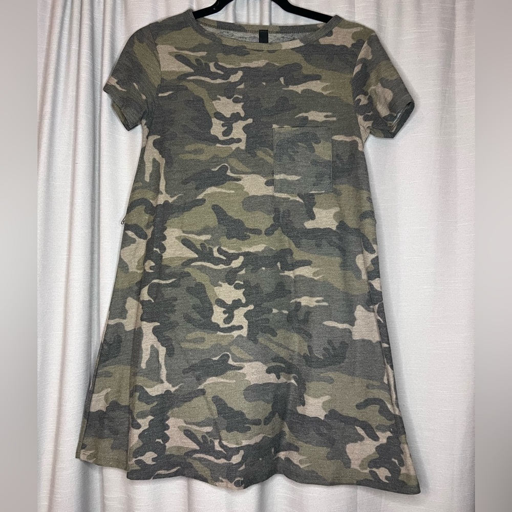 Ollie & Chloe by Jolie XXS Camouflage Mini Dress